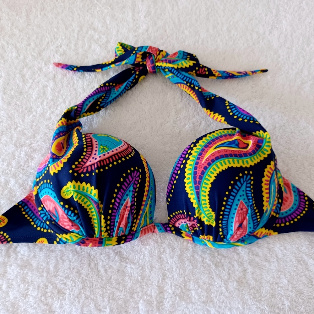 VENUS Marilyn Paisley Print Push Up Halter Bikini Top, size 38B/40A